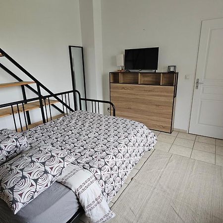 Bed To Rent - Maison Calme Avec Jacuzzi Sous Supplement Бордо Экстерьер фото