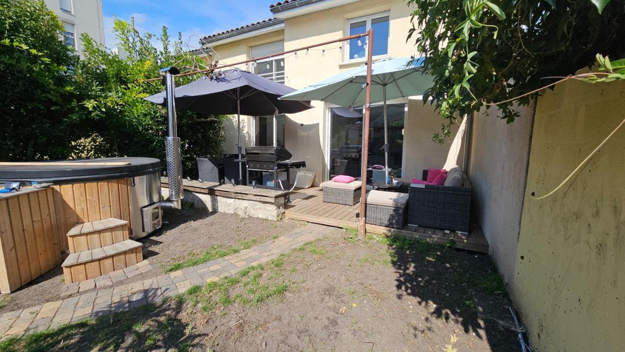Bed To Rent - Maison Calme Avec Jacuzzi Sous Supplement Бордо Экстерьер фото