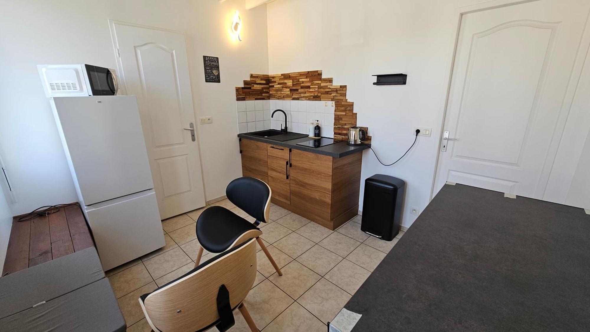 Bed To Rent - Maison Calme Avec Jacuzzi Sous Supplement Бордо Экстерьер фото
