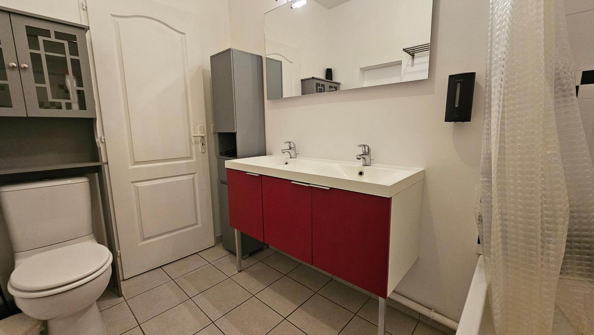 Bed To Rent - Maison Calme Avec Jacuzzi Sous Supplement Бордо Экстерьер фото