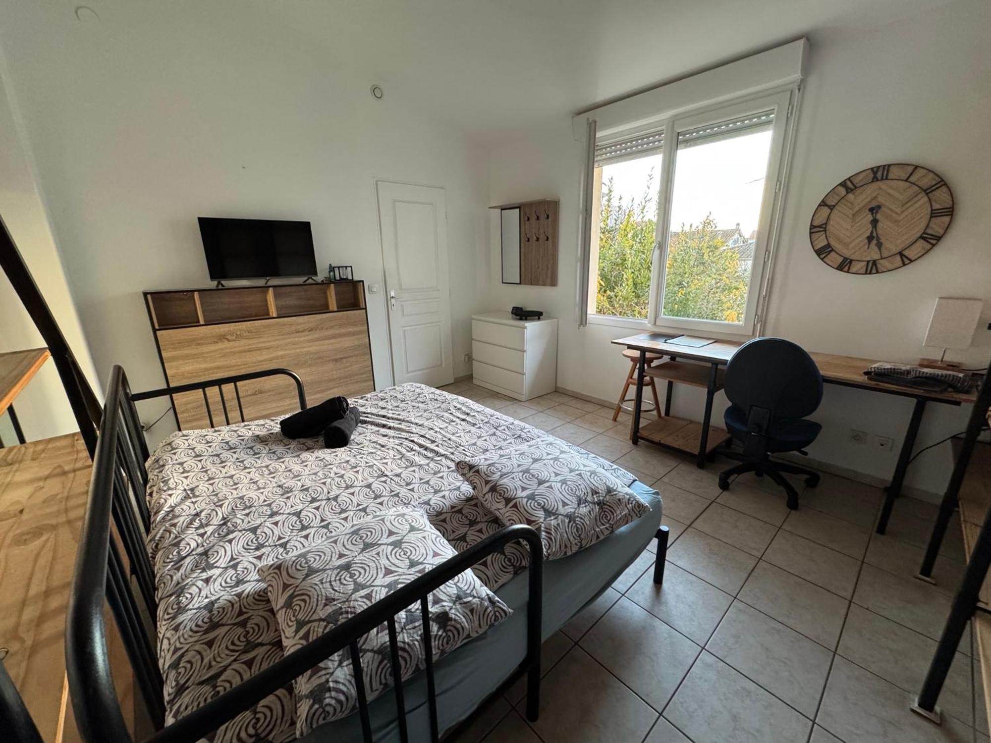 Bed To Rent - Maison Calme Avec Jacuzzi Sous Supplement Бордо Экстерьер фото
